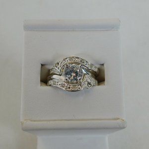 Avon Love Everlasting CZ 3-Piece Engagement Ring Band Set Size 6 New in Box